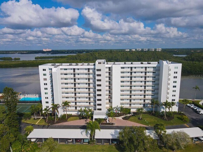 Building Photo - 9397 Midnight Pass Rd