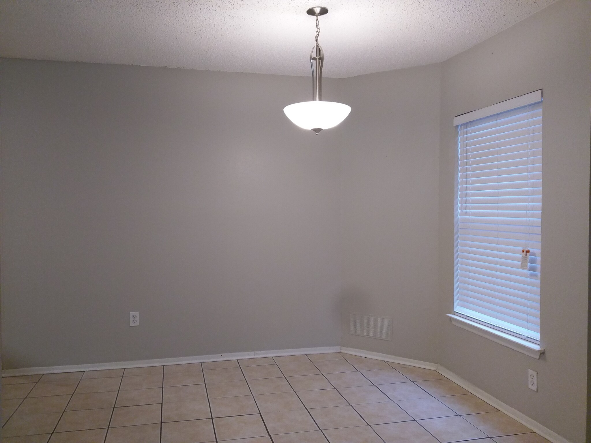 Dining Area - 2524 Corian Glen Dr