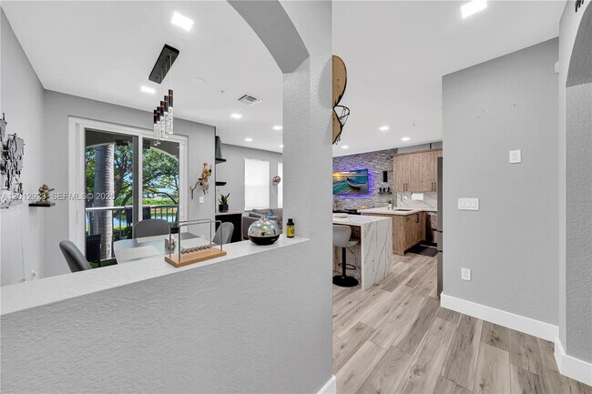 Building Photo - 4361 SW 160th Ave
