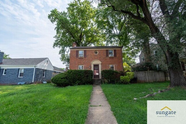 Building Photo - 7023 Deerfield Rd