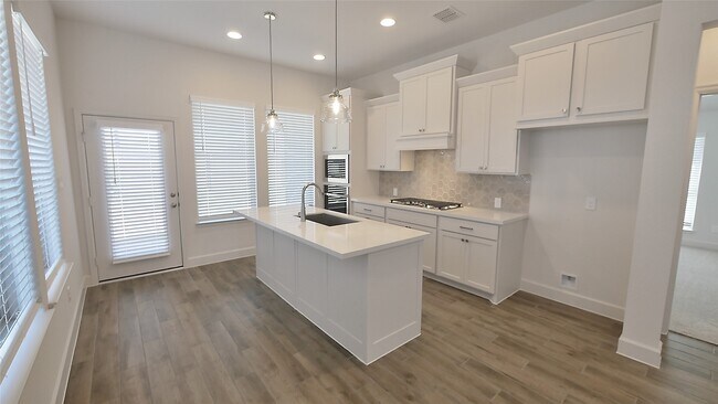 Building Photo - 2819 Orange Leaf Dr