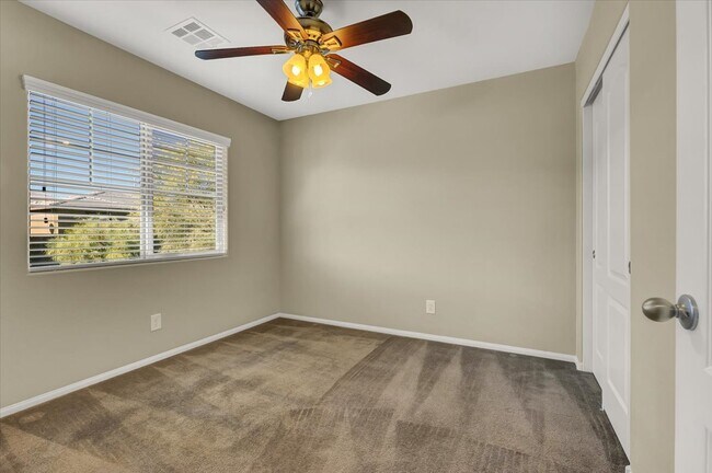 Building Photo - 7922 Blue Lake Peak St