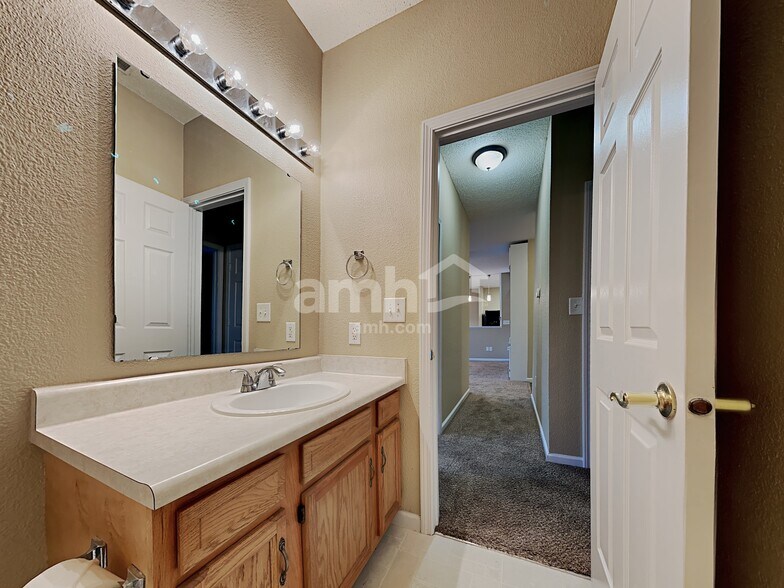 Building Photo - 6723 Harvest Ridge Ct