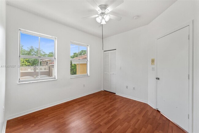 Building Photo - 10819 NW 51st Ln