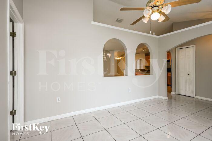 Building Photo - 1165 St Tropez Ct