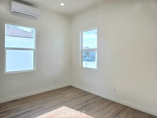Building Photo - 1356 E 94th St