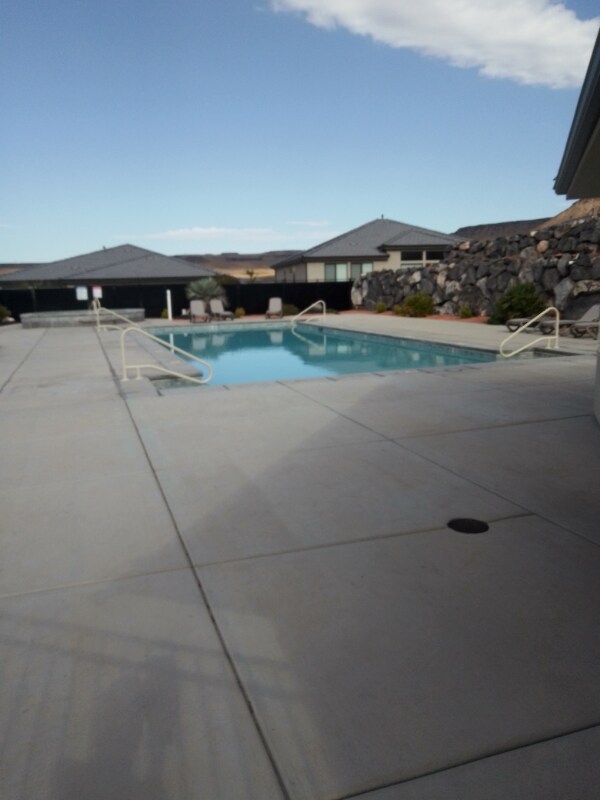 Building Photo - 948 Jonathon Dr