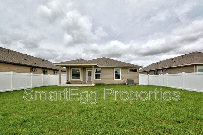 Building Photo - 18313 Cuyahoga Dr