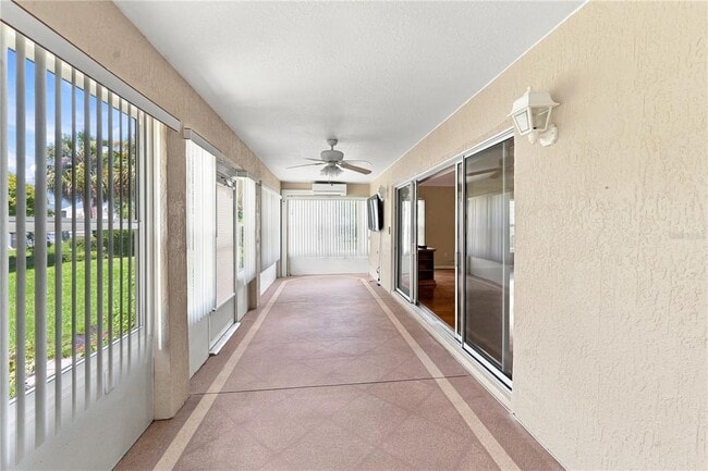 Building Photo - 1304 De La Garza Pl