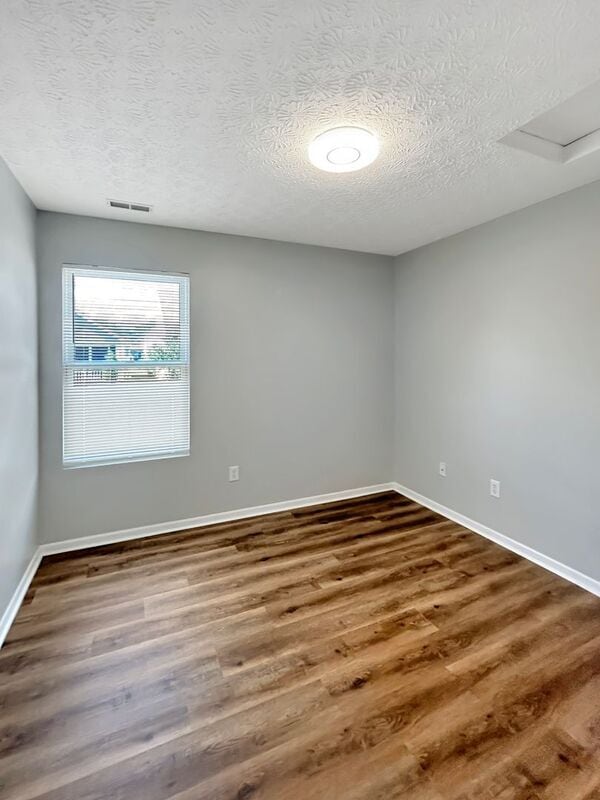 Building Photo - 5321 Miramar Dr