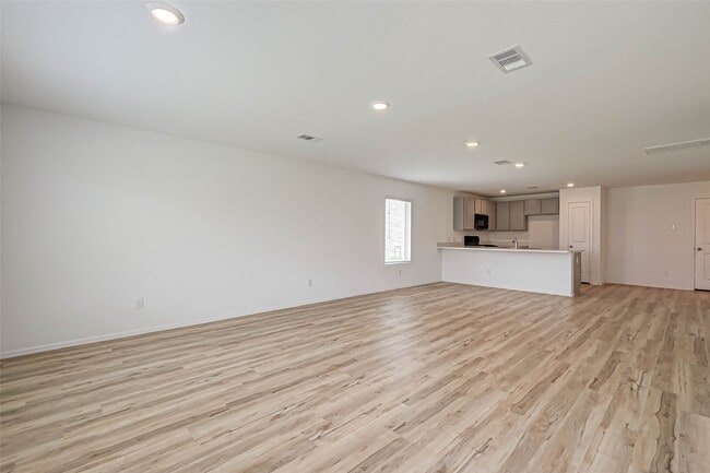 Building Photo - 3426 Golden Amber Ct