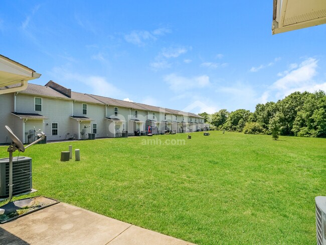 Building Photo - 87 Wolf Creek Ln