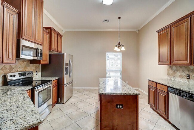 Building Photo - 2614 Wool Dr