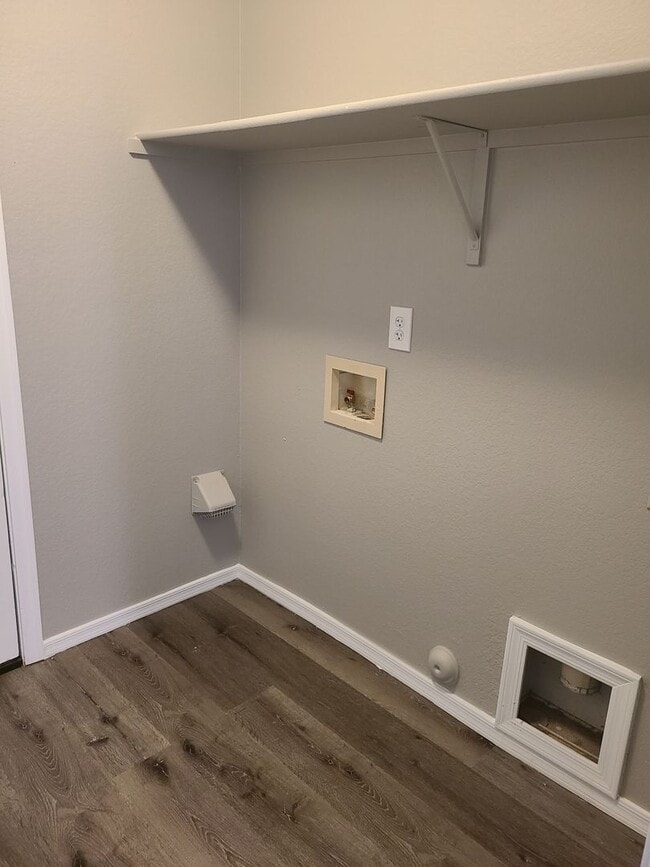 Building Photo - 19408 N Smith Dr