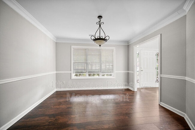 Building Photo - 6033 Riverwood Dr