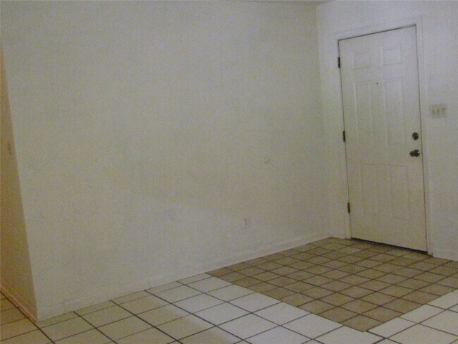 Building Photo - 108 Timber Ln