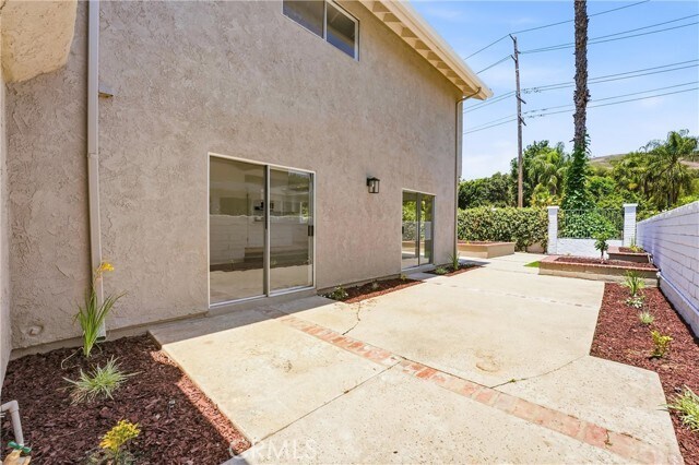 Building Photo - 845 Woodcrest Ave