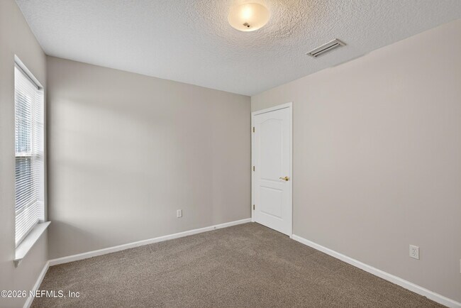 Building Photo - 6377 Island Forest Dr