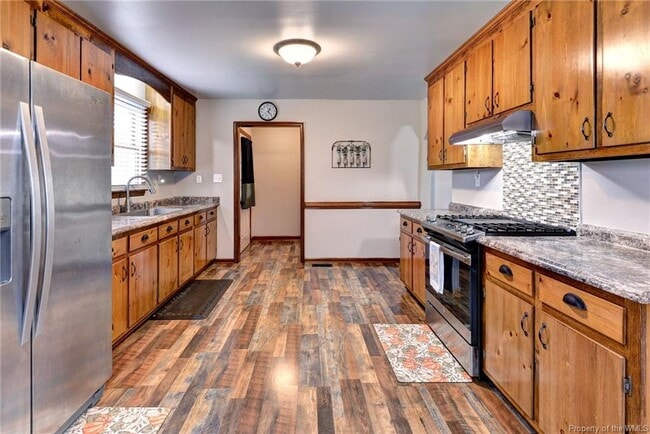 Building Photo - 5930 Farmers Dr