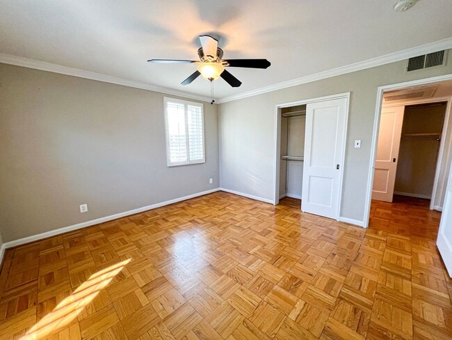 Building Photo - Sun-filled 1 Bed 1 Bath Condo With Garage Parking In The Heart Of Ballston - Water Included