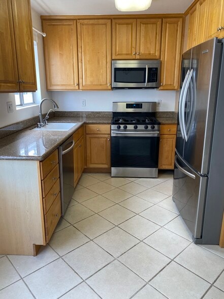 Kitchen - 1230 25th St
