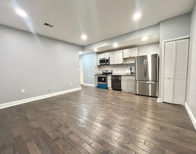 Building Photo - 1222 Missouri Ave NW