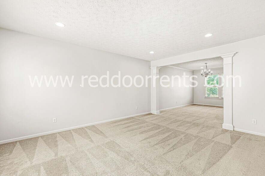 Building Photo - 4712 Pebblepointe Pass