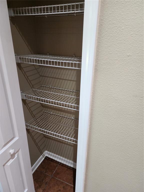 Building Photo - 15924 Fishhawk Creek Ln