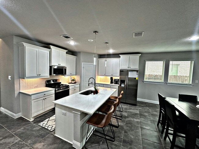 Building Photo - 21822 Rose Maris Ln