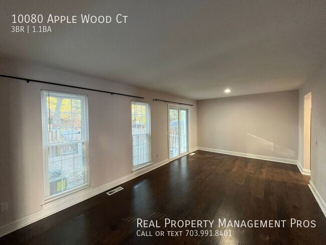 Building Photo - 10080 Apple Wood Ct