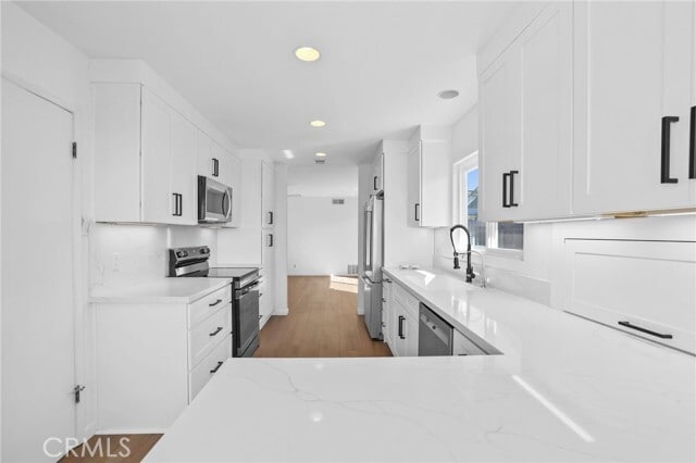 Building Photo - 2501 Blue Water Dr