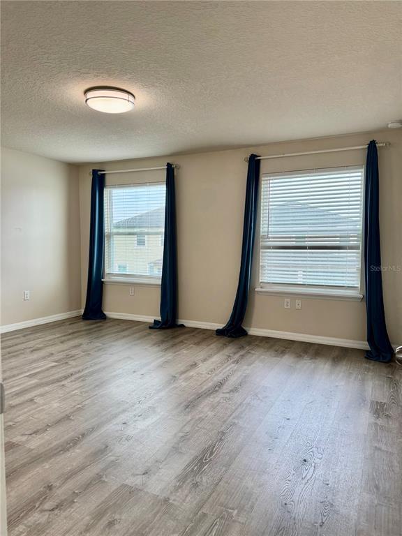 Building Photo - 2504 Amati Dr