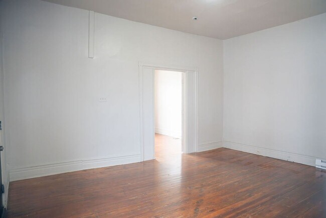 Building Photo - Spacious 4-Bedroom Home Near Kutztown University – Prime Downtown Location