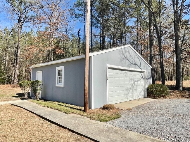 Building Photo - 14341 Wells Ln