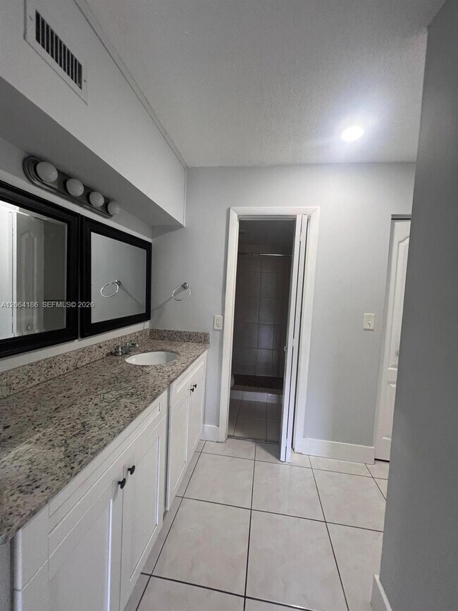 Building Photo - 6861 SW 147th Ave
