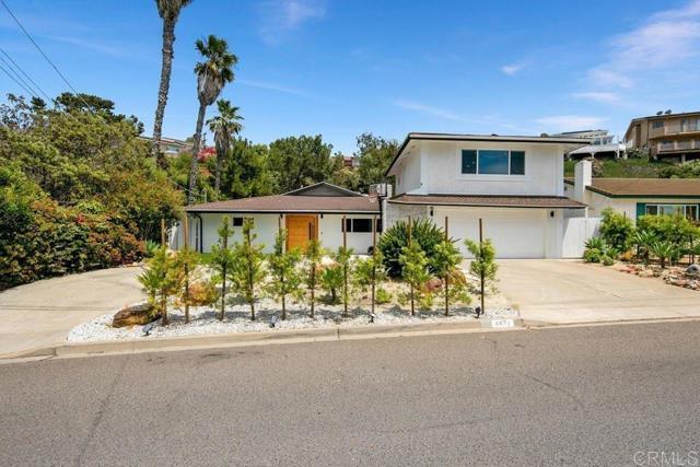 Building Photo - 6073 Avenida Chamnez