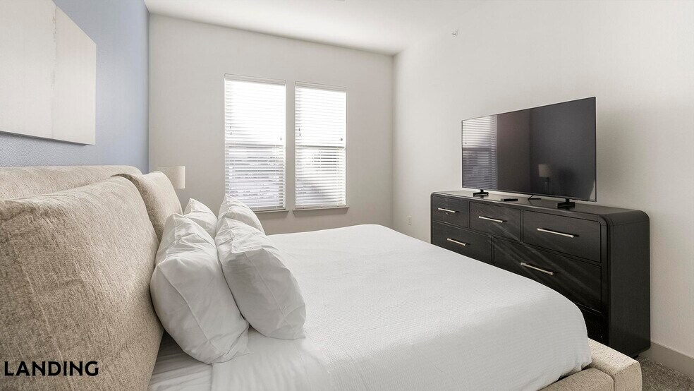 Building Photo - 13701 Montfort Dr