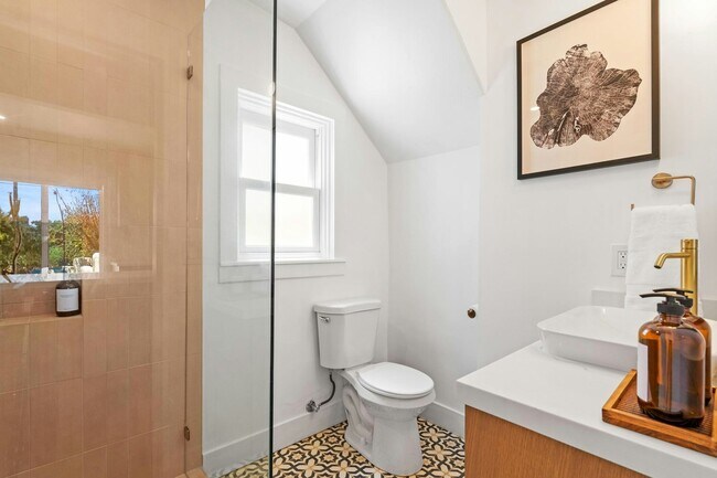 Building Photo - 4774 E Mountain View Dr