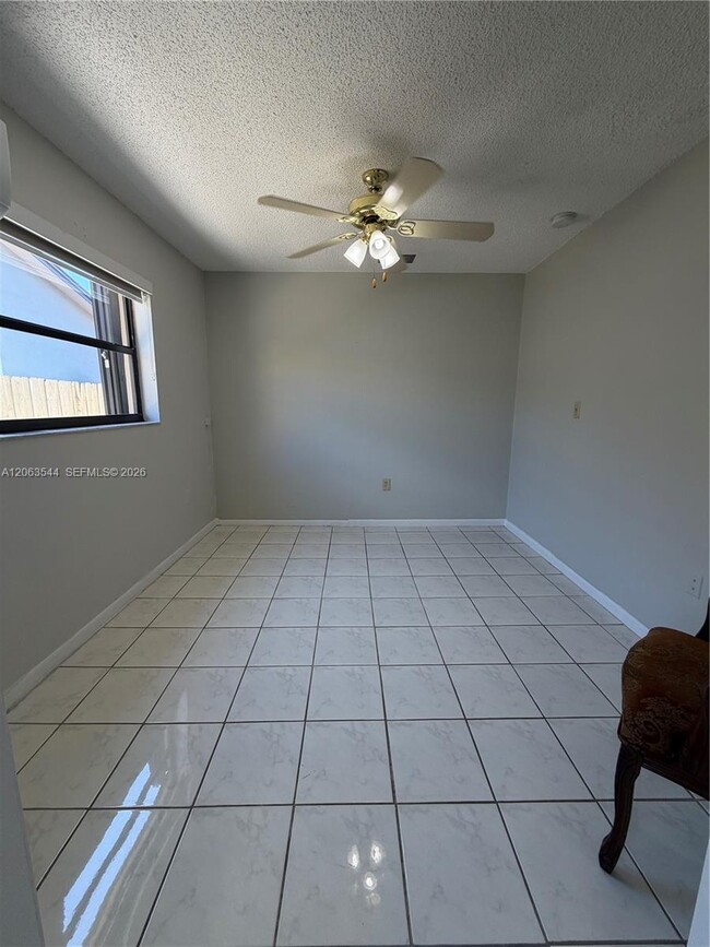 Building Photo - 10903 SW 146th Ct