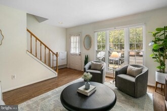 Building Photo - 6542 Cypress Point Rd