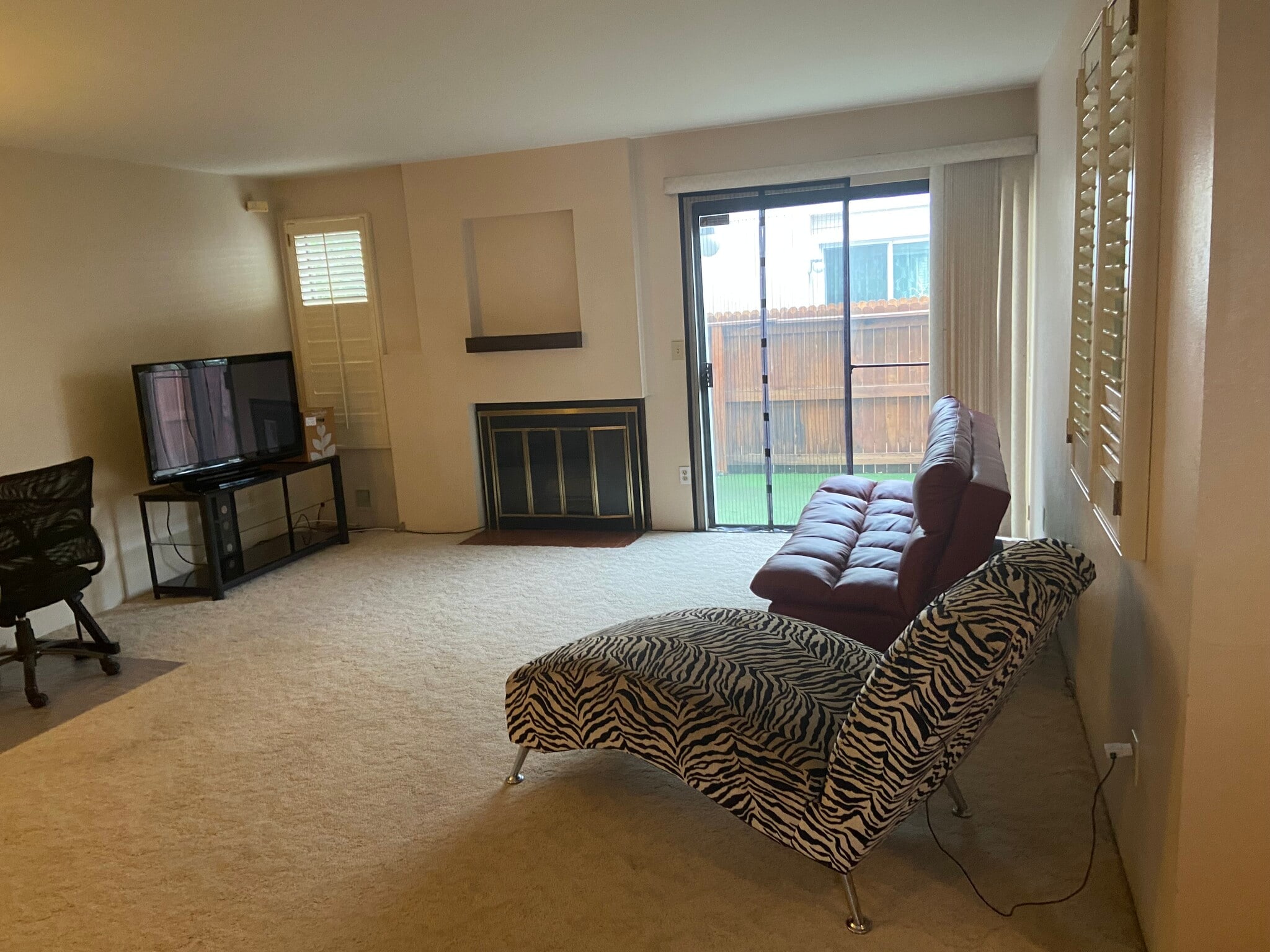 Building Photo - 1050 S Monaco Pky