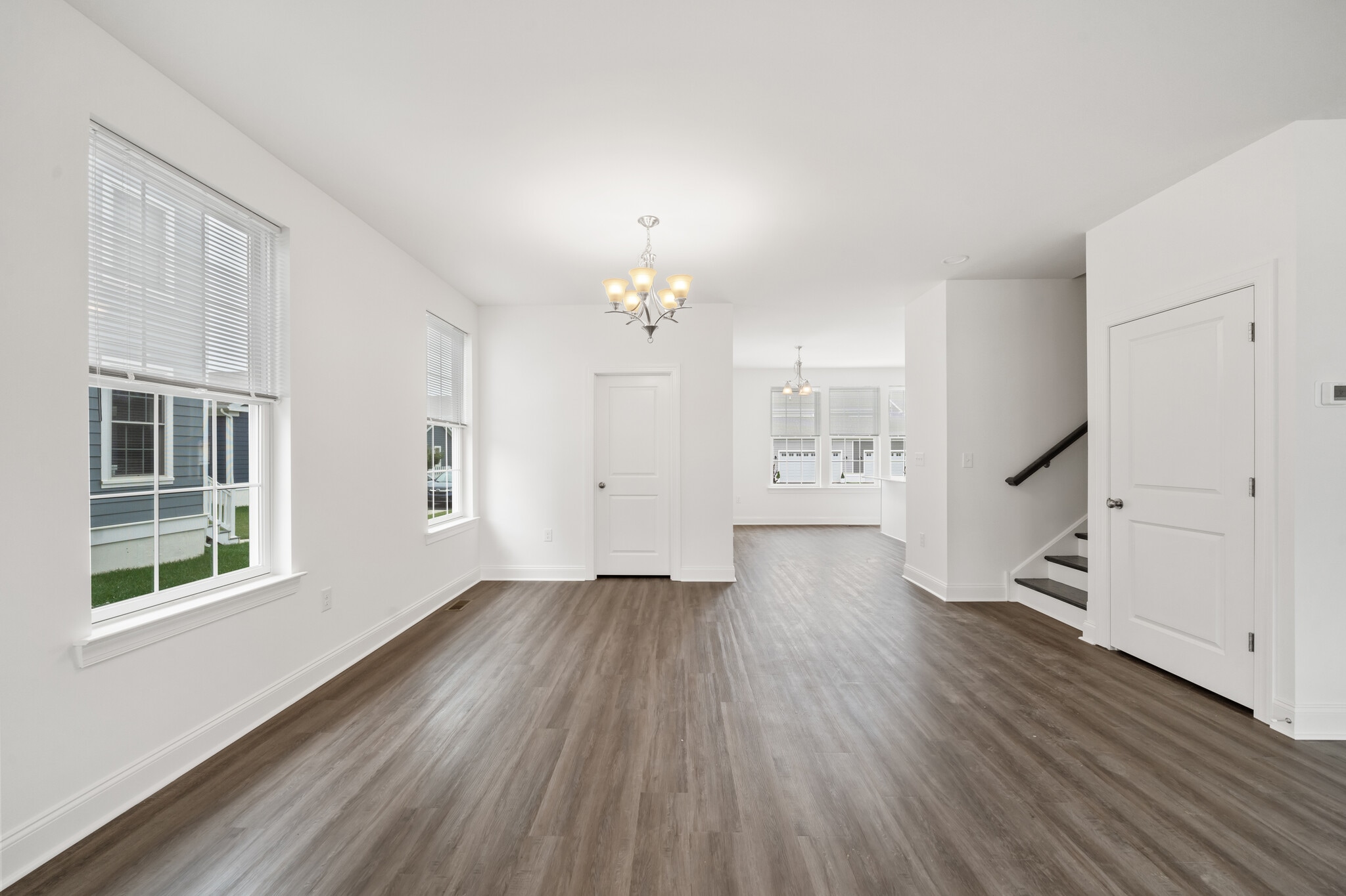 Building Photo - 851 Mapleton Ave