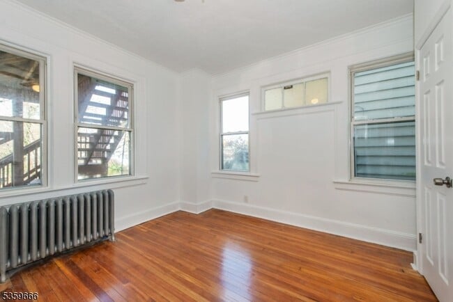 Building Photo - 51 Riggs Pl