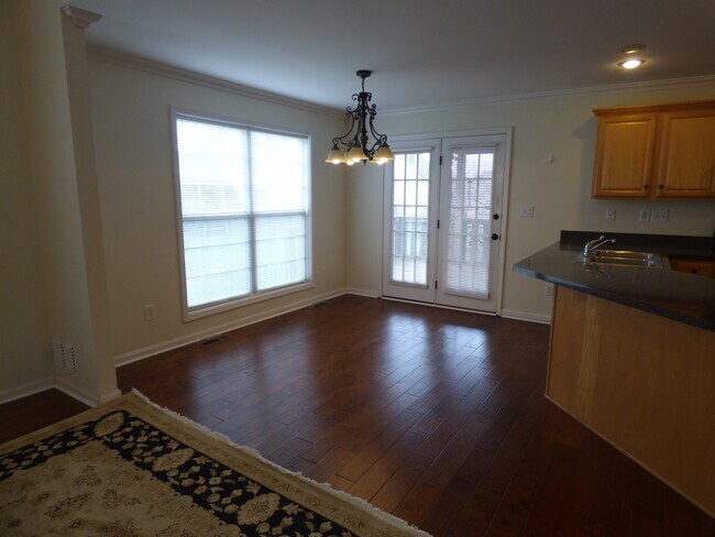 Building Photo - LOVELY HOME in Hamburg; Renovated, Garage, Many Upgrades!