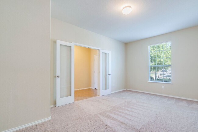 Building Photo - 141 Marcheeta Way