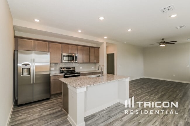 Building Photo - 1732 Mexican Heather Dr