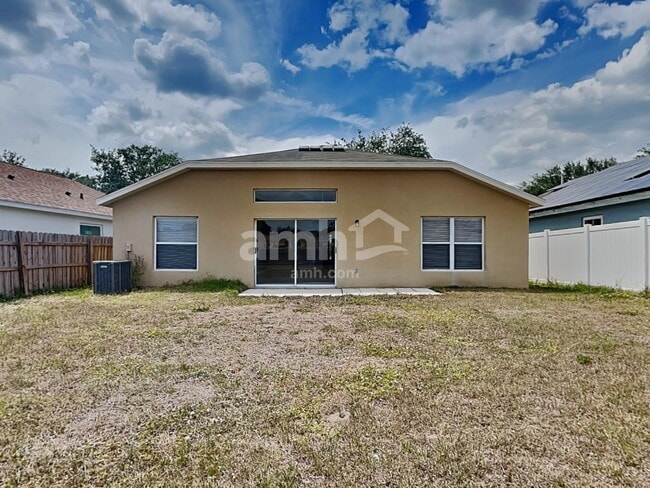 Building Photo - 13129 Early Run Ln