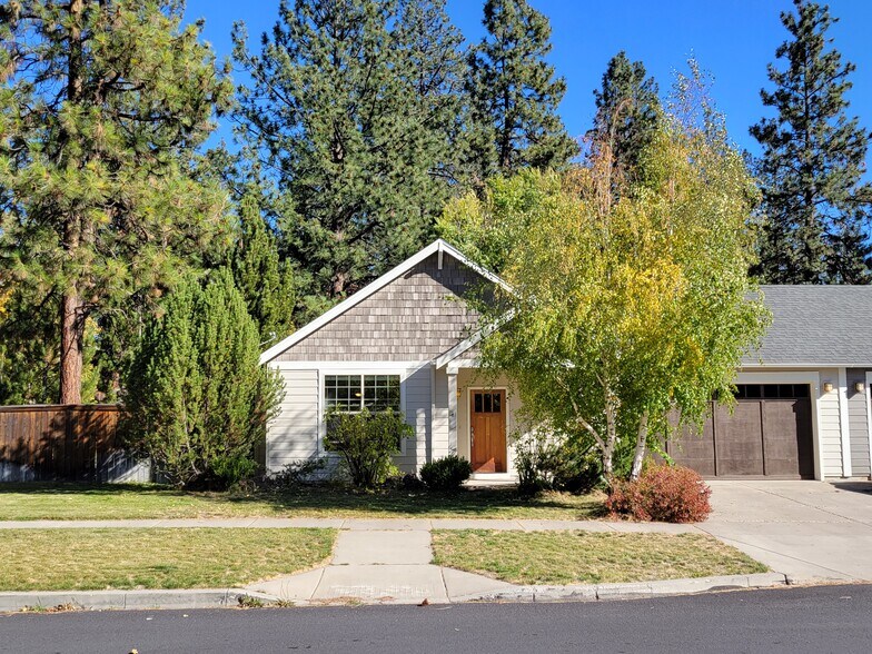 Primary Photo - 61158 Kepler St