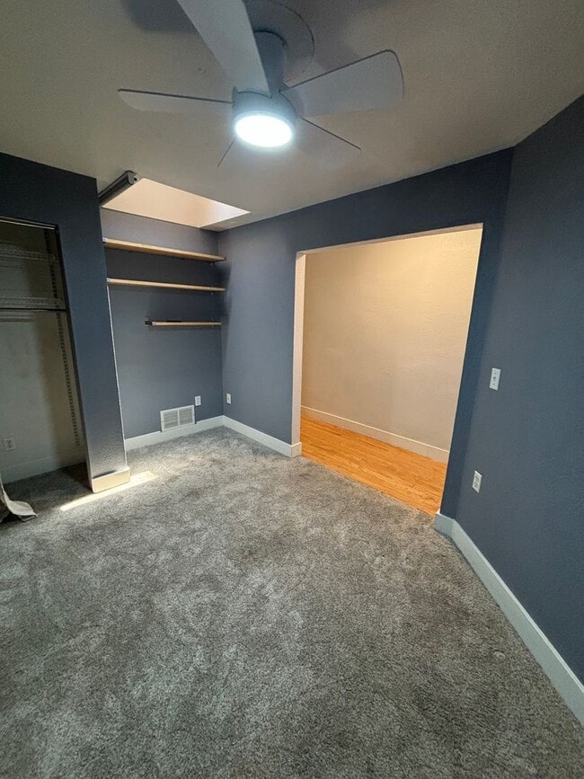 Building Photo - Updated 1 Bed/1 Bath Duplex in Lohi