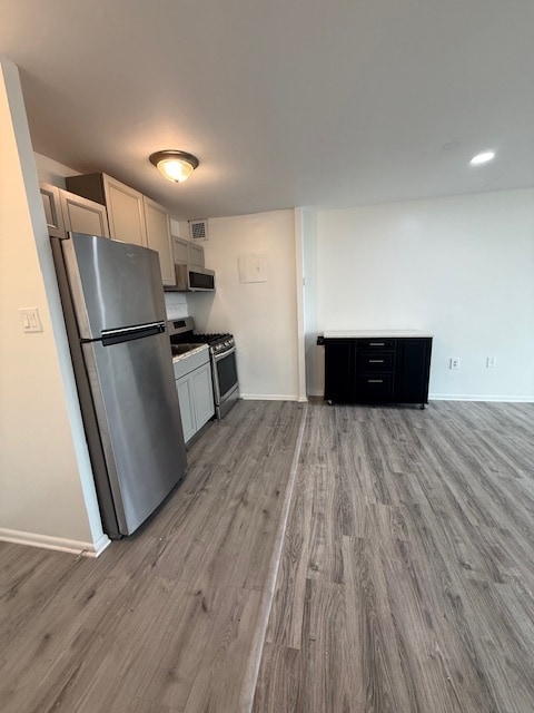 Building Photo - 2500 N Van Dorn St